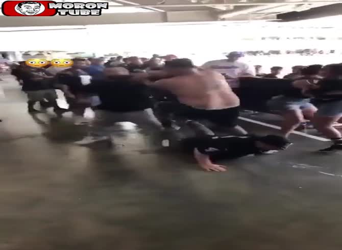 Video :This man subtly eliminates every opponent